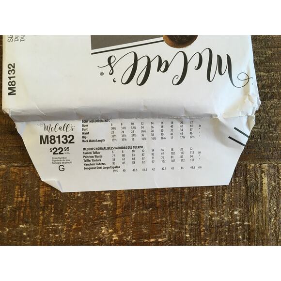 McCalls Sewing Pattern M8132 Regency Bridgerton Romance Dress Jacket 14-22 UNCUT - Picture 3 of 3